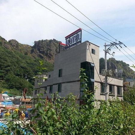 王牌酒店 郁陵 外观 照片